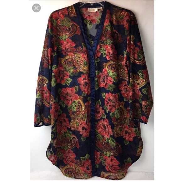 Victoria's Secret Other - [Victoria’s Secret] Vintage Paisley Floral Robe